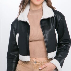 Fashion Nova Women's Black and White Cropped Faux Shearling Jacket size L